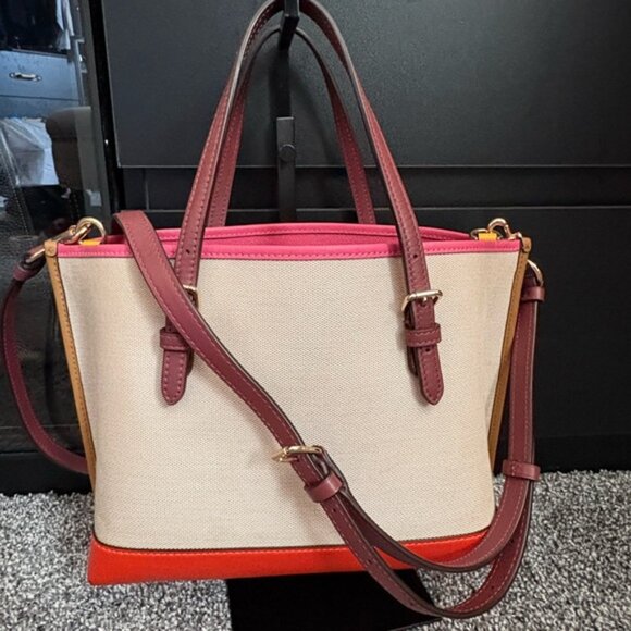 COACH MOLLIE 26 TOTE IN COLORBLOCK - Picture 10 of 13